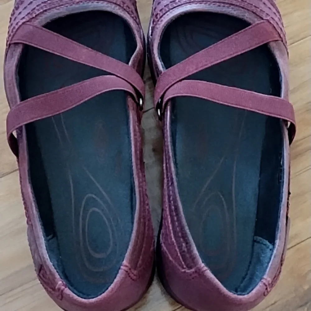 Keen Women's Rivington CNX Criss Cross - Picture 6 of 10